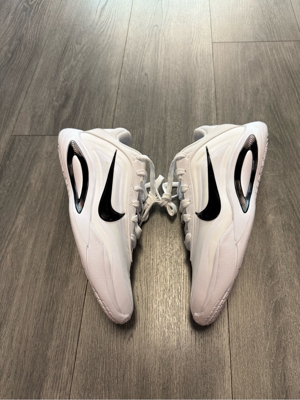 Nike A'One HQ8500-100 White Black Basketball Low Top Mens Size 8.5 Wmns 10 New